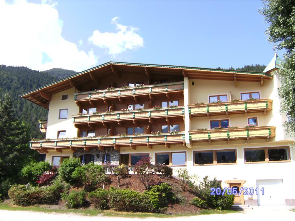Hotel Gasthof Jaeger Zillertal Schlitters Exterior foto