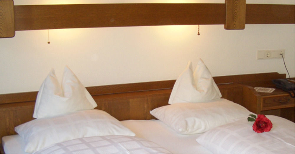Hotel Gasthof Jaeger Zillertal Schlitters Exterior foto